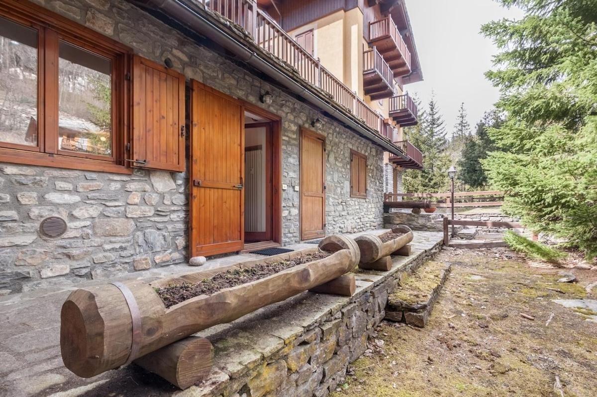 Pré-Saint-Didier 10 Min. Da Courmayeur Elegante Appartamento מראה חיצוני תמונה